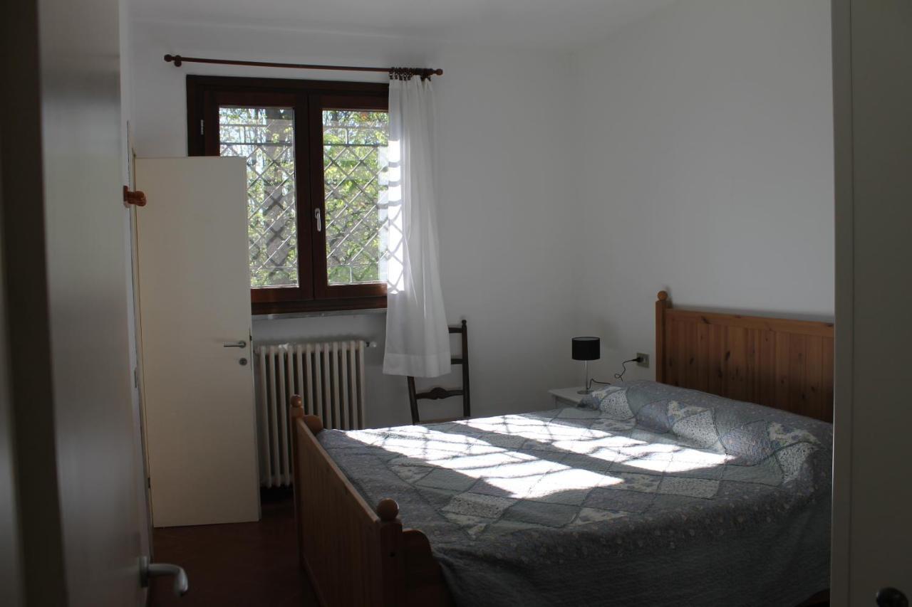 Casa Vacanze Tana Della Volpe إيسبرا المظهر الخارجي الصورة