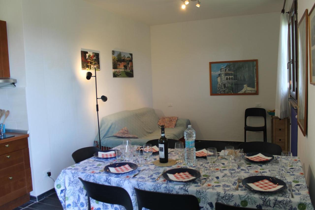 Casa Vacanze Tana Della Volpe إيسبرا المظهر الخارجي الصورة